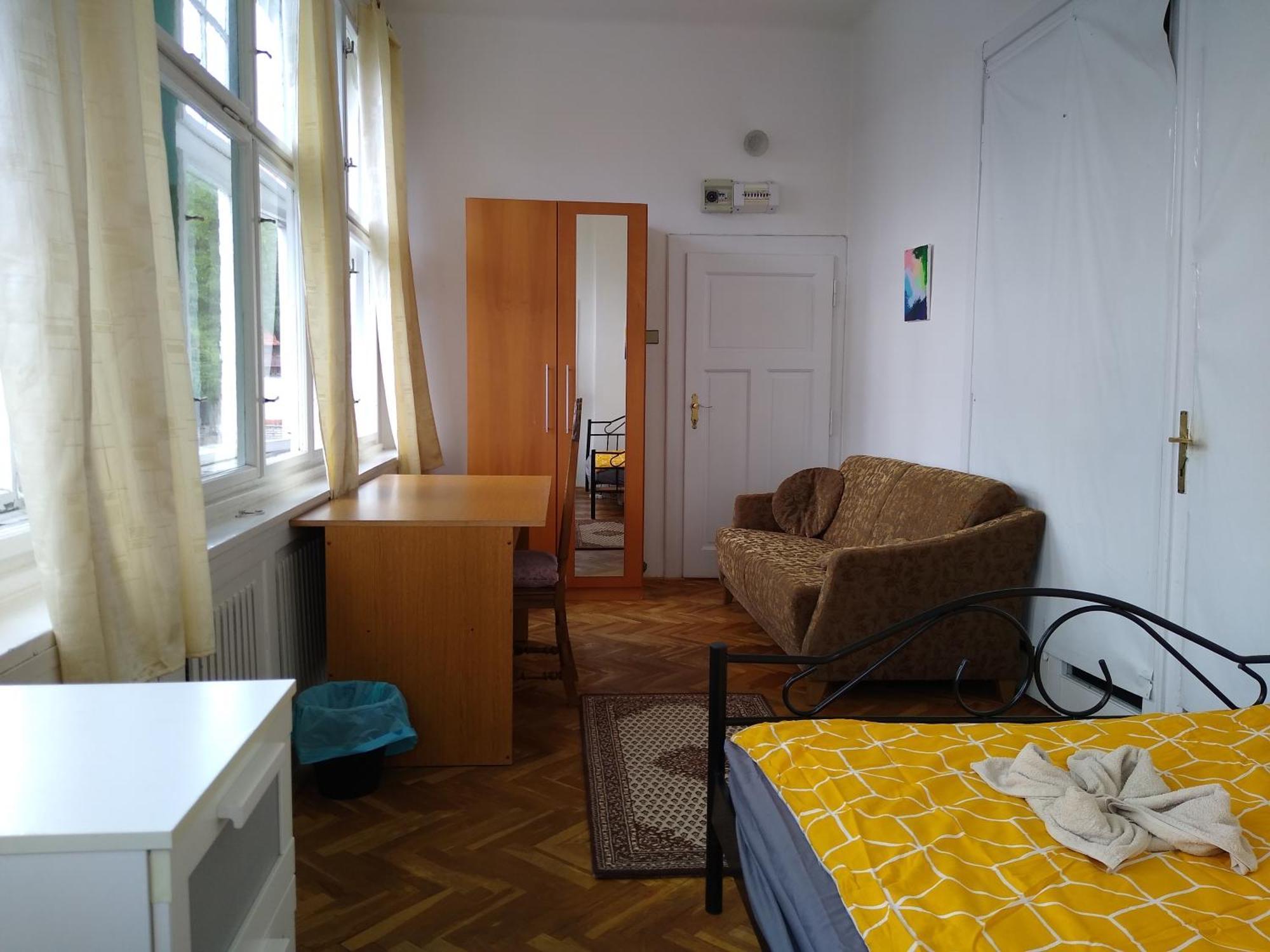 Rooms In Prague-Big+Comfy Екстер'єр фото
