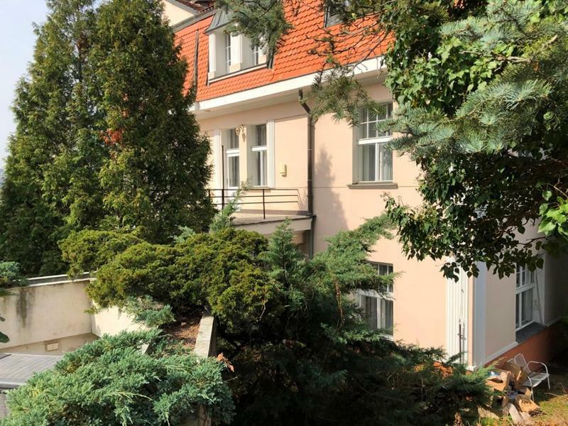 Rooms In Prague-Big+Comfy Екстер'єр фото