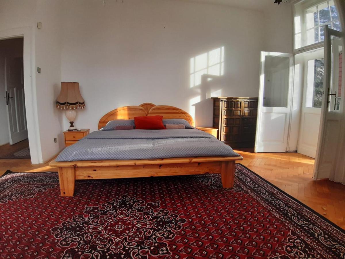 Rooms In Prague-Big+Comfy Екстер'єр фото